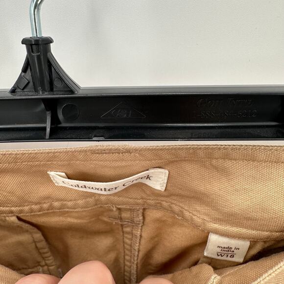 Coldwater Creek NWT Bi Stretch Novelty Twill Cropped Pants Khaki // 18 - Picture 4 of 10